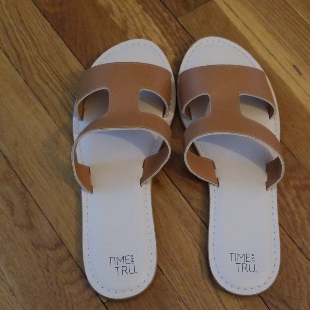 🌟5 for $25🌟 Time and Tru Camel Slides Size 9